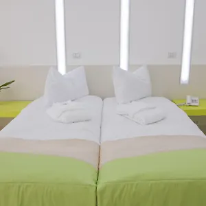Otel Christina, Bükreş